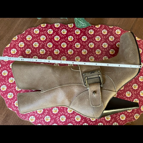 Donald J. Pliner “Bodil” Distressed Italian Leather Mid-Calf Boot, US Size 7M - Picture 15 of 15